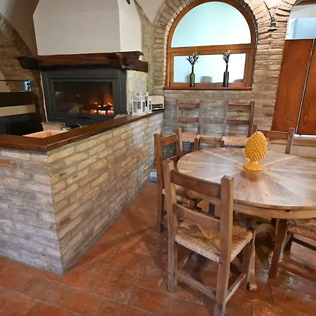 Villa Al Furlo Con Idromassaggio