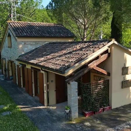 Willa Al Furlo Con Idromassaggio Pagino
