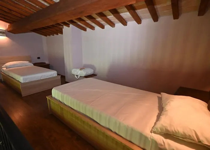 Al Furlo Con Idromassaggio Pagino